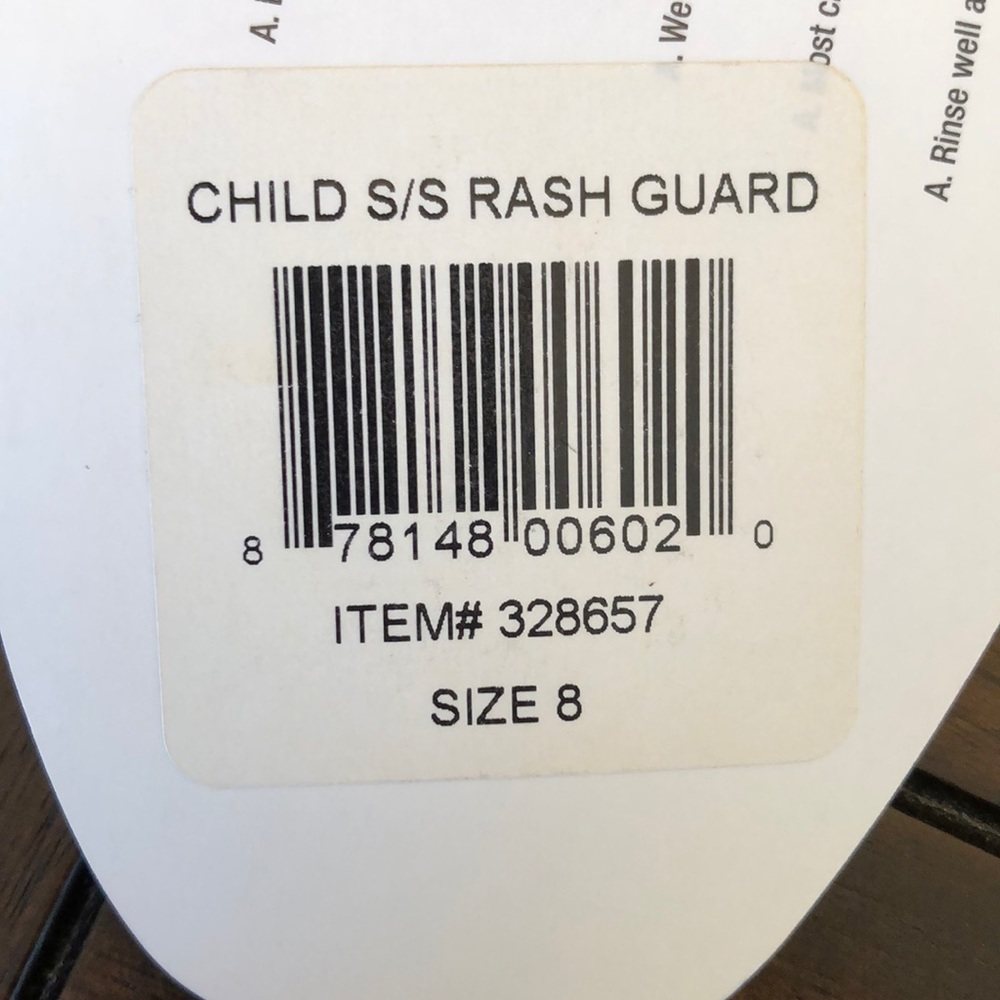 New Skinz rash guard/100* SFP - Picture 9 of 10